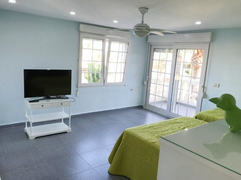 Villa for Sale in Cabo Roig, Alicante 18