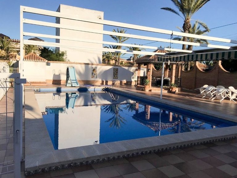 Villa for Sale in Cabo Roig, Alicante 9