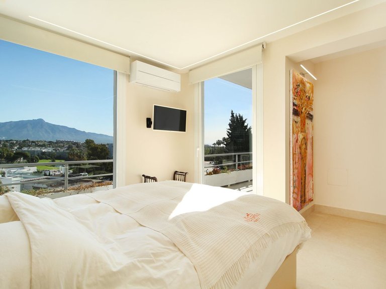 Apartment for Sale in Guadalmina Alta, Malaga 4