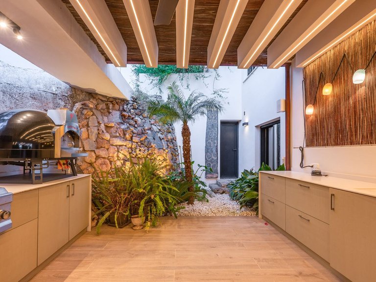 Villa for Sale in El Rosario, Malaga 27