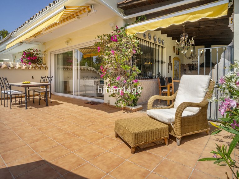 Villa for Sale in Nueva Andalucía, Malaga 22