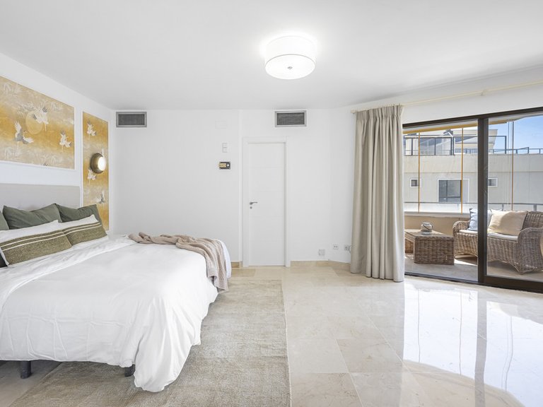Apartment for Sale in Estepona, Malaga 9