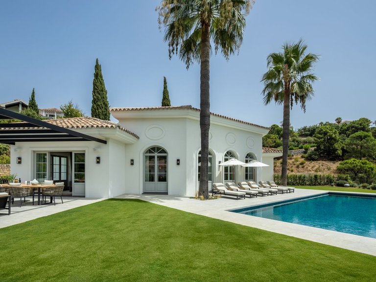 Villa for Sale in Benahavís, Malaga 33