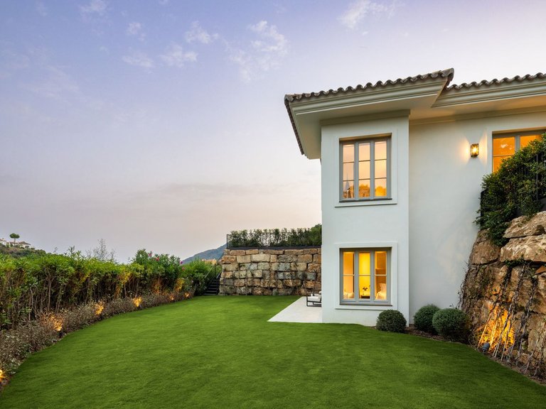 Villa for Sale in Benahavís, Malaga 41