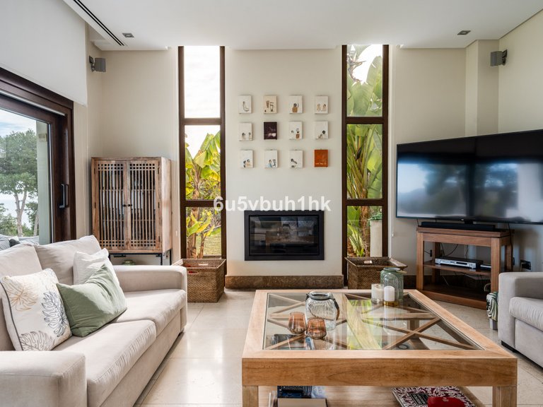 Villa for Sale in Málaga, Malaga 11