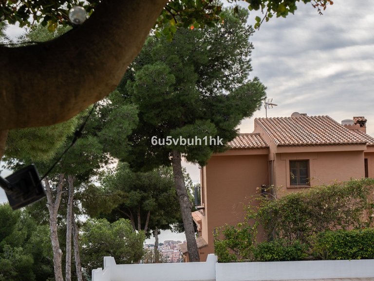 Villa for Sale in Málaga, Malaga 48