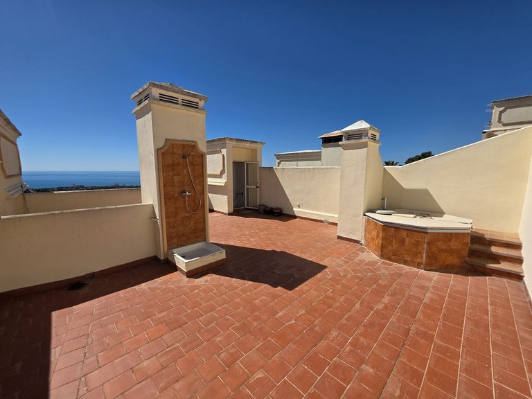 Apartment for Sale in Calahonda, Malaga 21