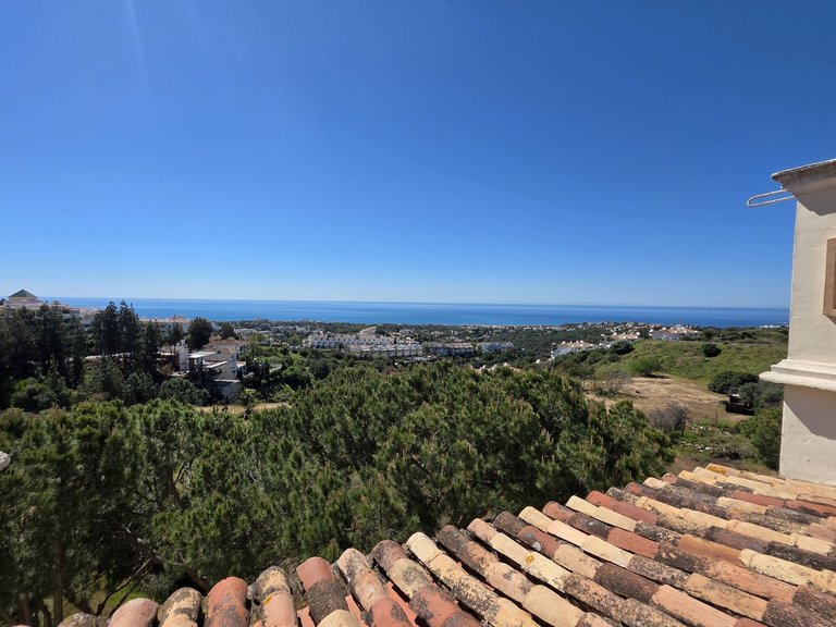 Apartment for Sale in Calahonda, Malaga 3