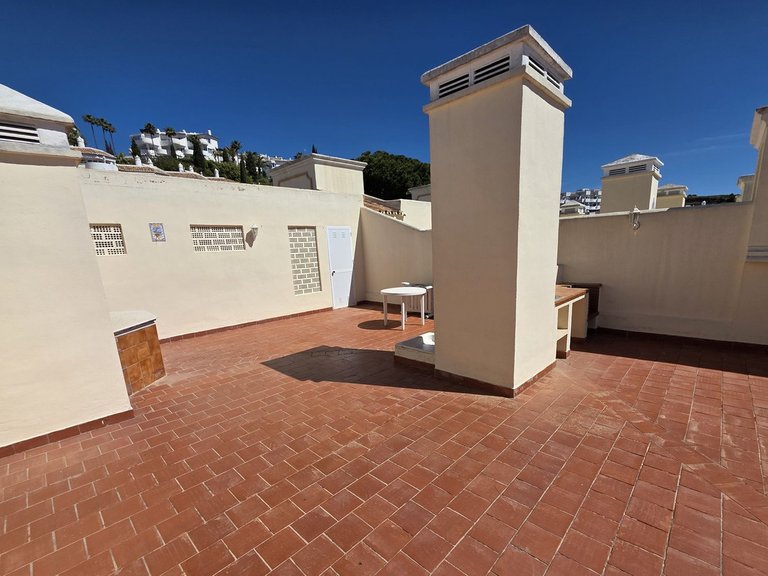 Apartment for Sale in Calahonda, Malaga 4