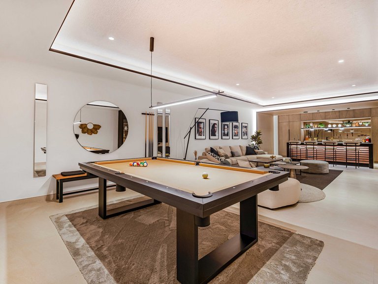 Villa for Sale in Costa del Sol The Golden Mile, Malaga 38