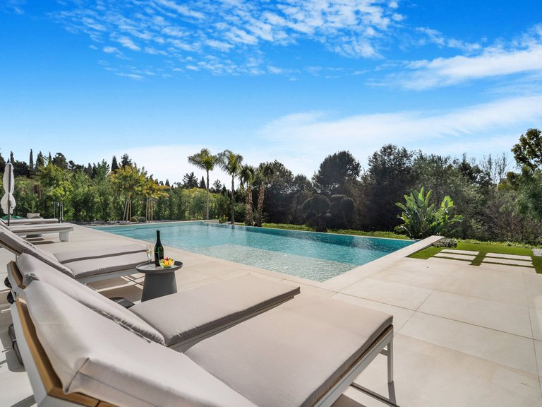 Villa for Sale in Costa del Sol The Golden Mile, Malaga 43