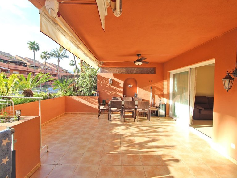Apartment for Sale in Puerto Banús, Malaga 16