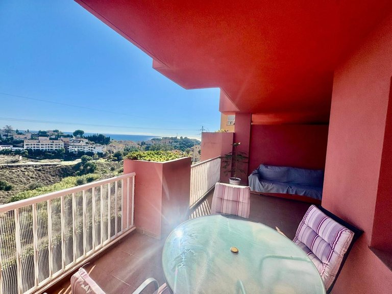 Apartment for Sale in Los Pacos, Malaga 1