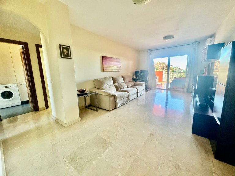 Apartment for Sale in Los Pacos, Malaga 2