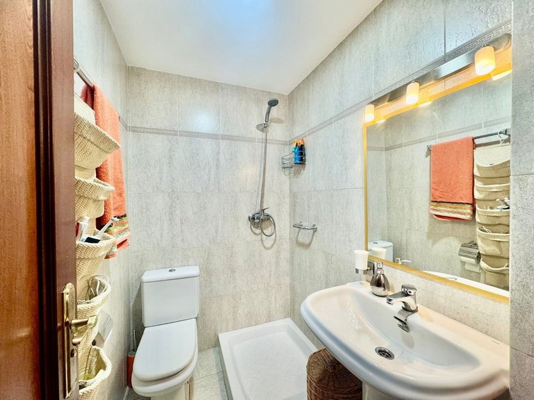 Apartment for Sale in Los Pacos, Malaga 20