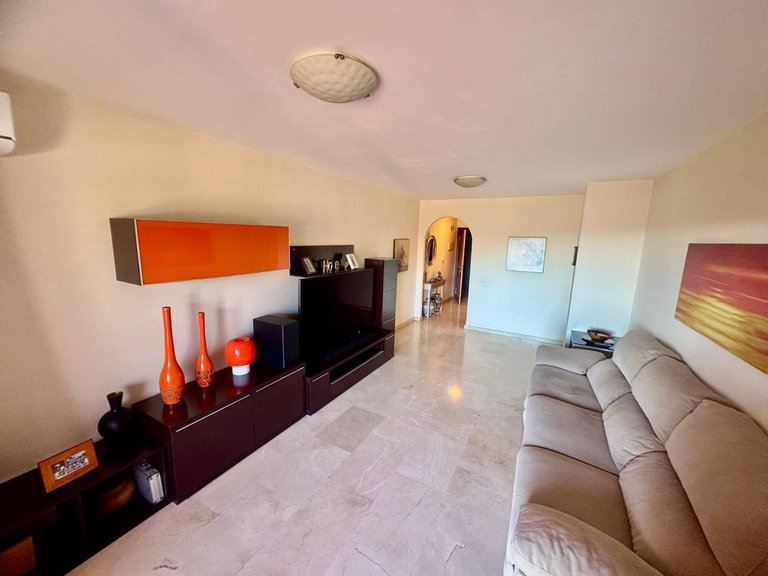 Apartment for Sale in Los Pacos, Malaga 23