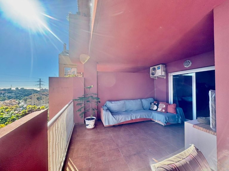 Apartment for Sale in Los Pacos, Malaga 25