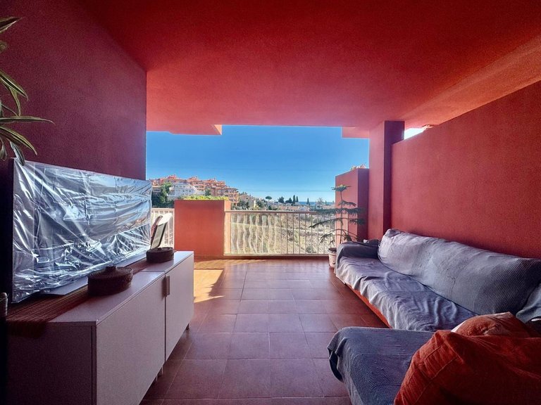 Apartment for Sale in Los Pacos, Malaga 3