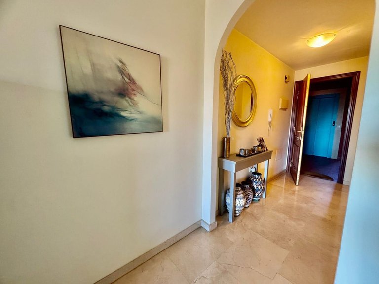Apartment for Sale in Los Pacos, Malaga 4