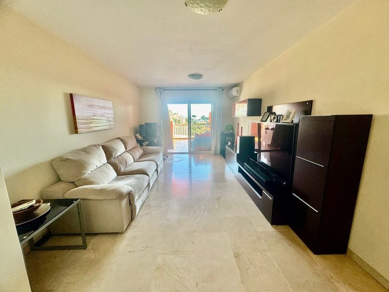 Apartment for Sale in Los Pacos, Malaga 5