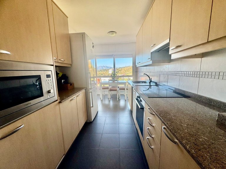 Apartment for Sale in Los Pacos, Malaga 7