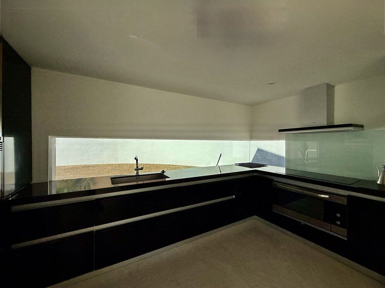 Villa for Sale in Valtocado, Malaga 11