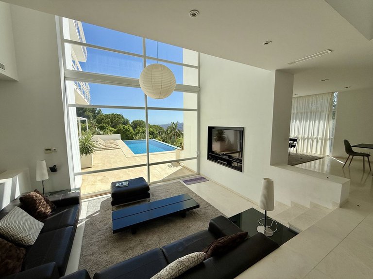 Villa for Sale in Valtocado, Malaga 2