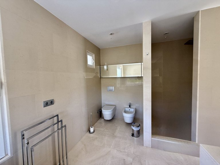 Villa for Sale in Valtocado, Malaga 33