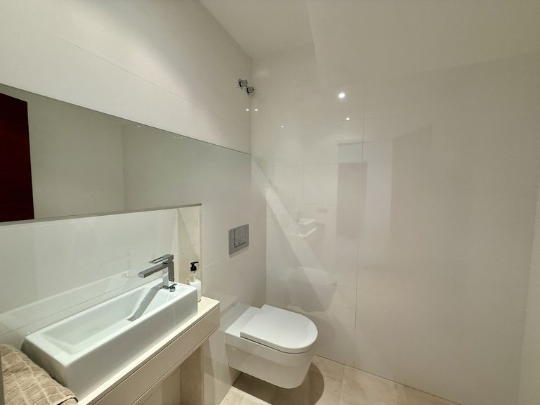 Villa for Sale in Valtocado, Malaga 39