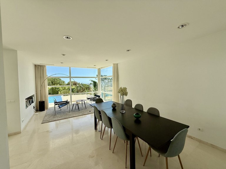 Villa for Sale in Valtocado, Malaga 9