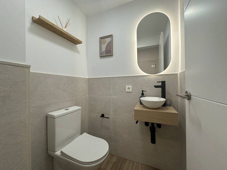 Apartment for Sale in Arroyo De La Miel, Malaga 12