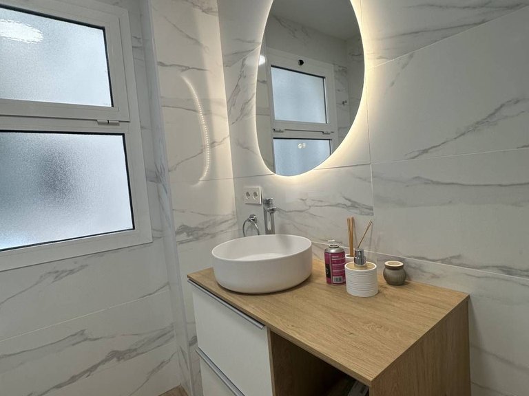 Apartment for Sale in Arroyo De La Miel, Malaga 17