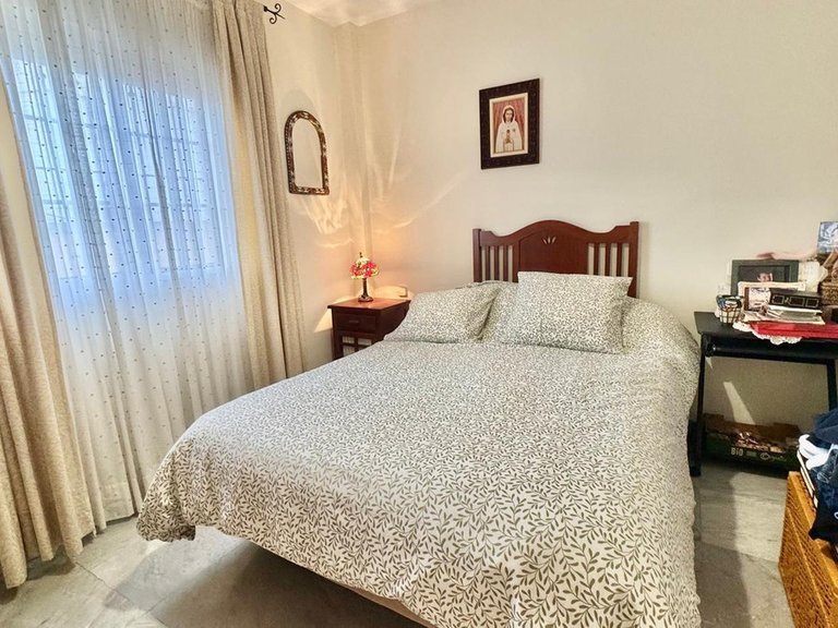 Villa for Sale in Montemar, Malaga 17