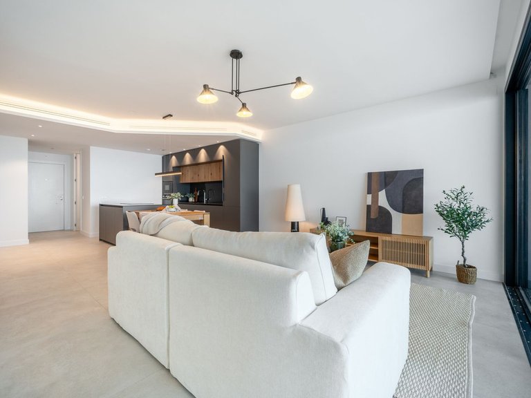 Apartment for Sale in Fuengirola, Malaga 11
