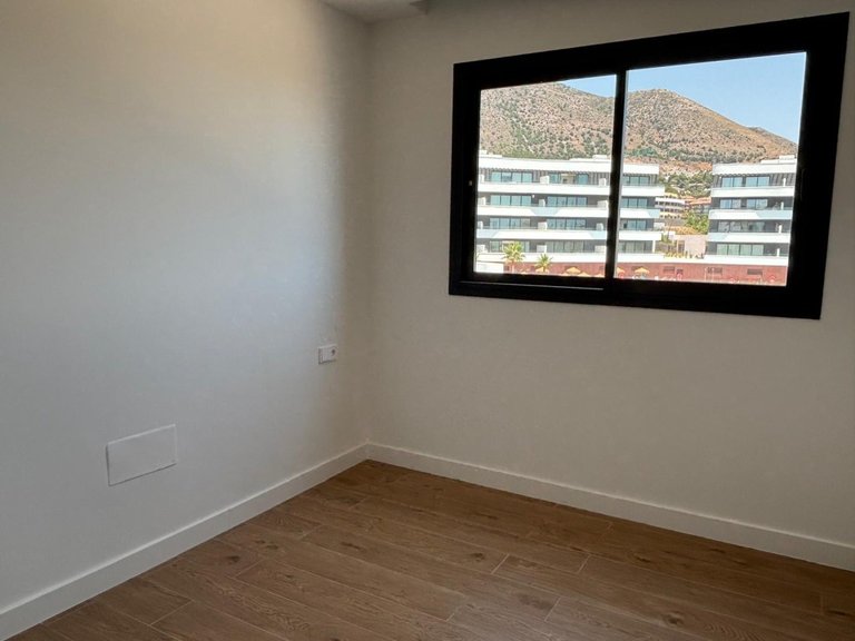 Apartment for Sale in Fuengirola, Malaga 8