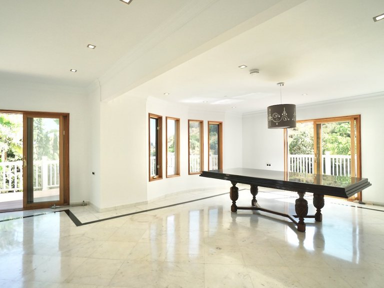 Villa for Sale in Benahavís, Malaga 19