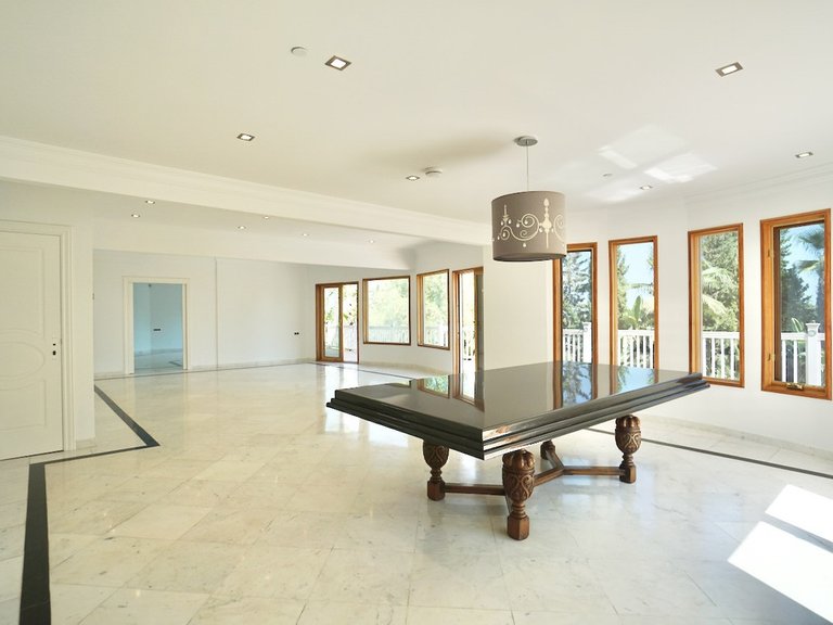 Villa for Sale in Benahavís, Malaga 21