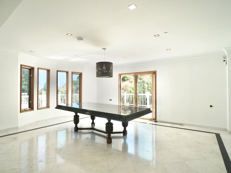Villa for Sale in Benahavís, Malaga 22