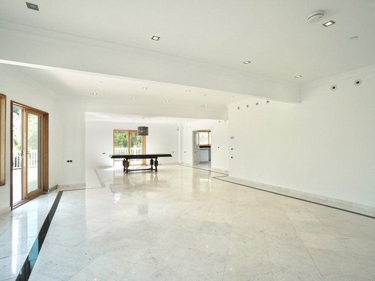 Villa for Sale in Benahavís, Malaga 23