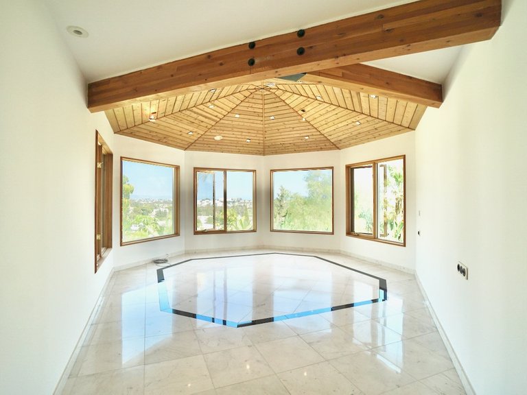 Villa for Sale in Benahavís, Malaga 26