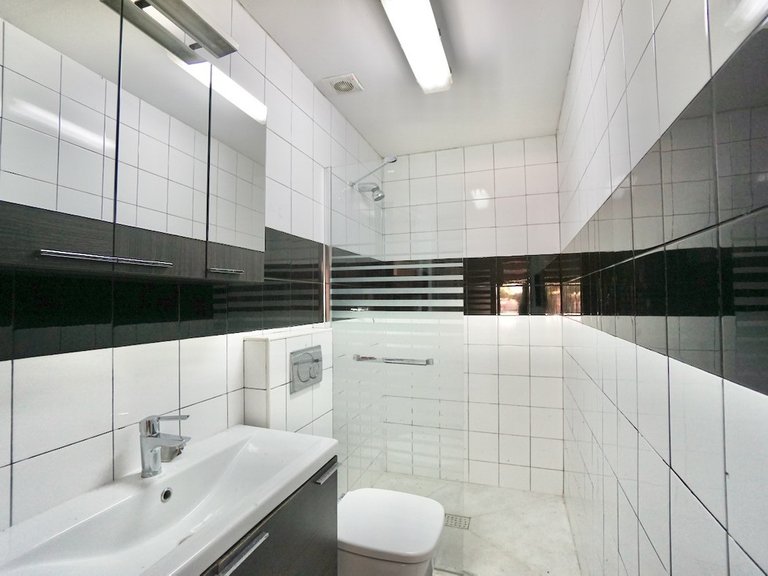 Villa for Sale in Benahavís, Malaga 43
