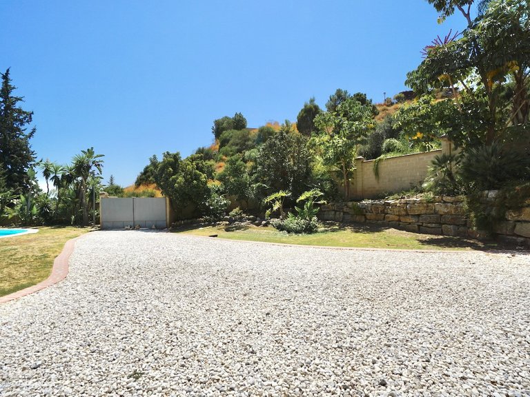 Villa for Sale in Benahavís, Malaga 49