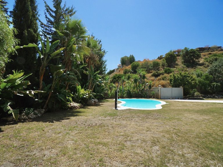 Villa for Sale in Benahavís, Malaga 52