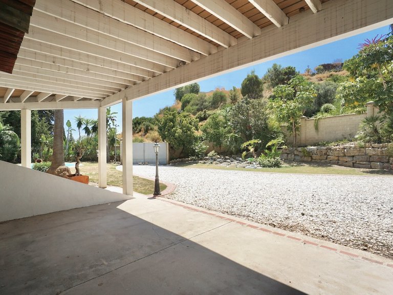Villa for Sale in Benahavís, Malaga 54