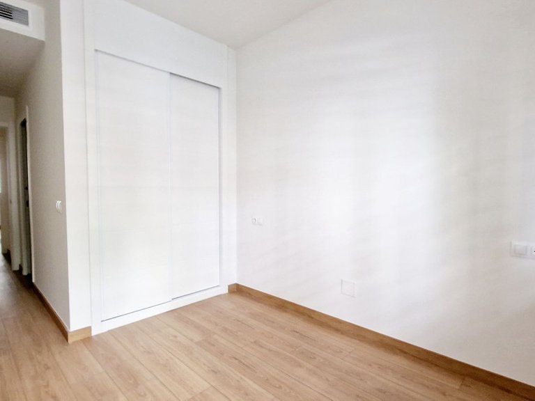 Apartment for Sale in Fuengirola, Malaga 8