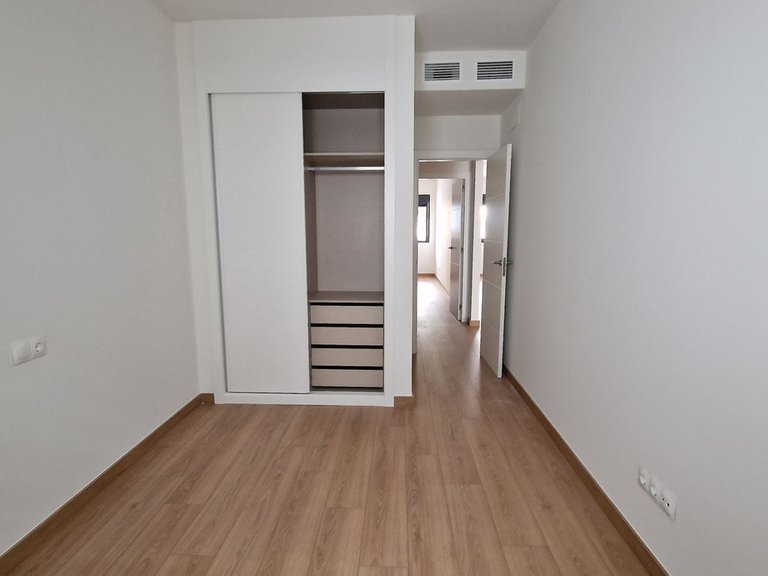 Apartment for Sale in Fuengirola, Malaga 9