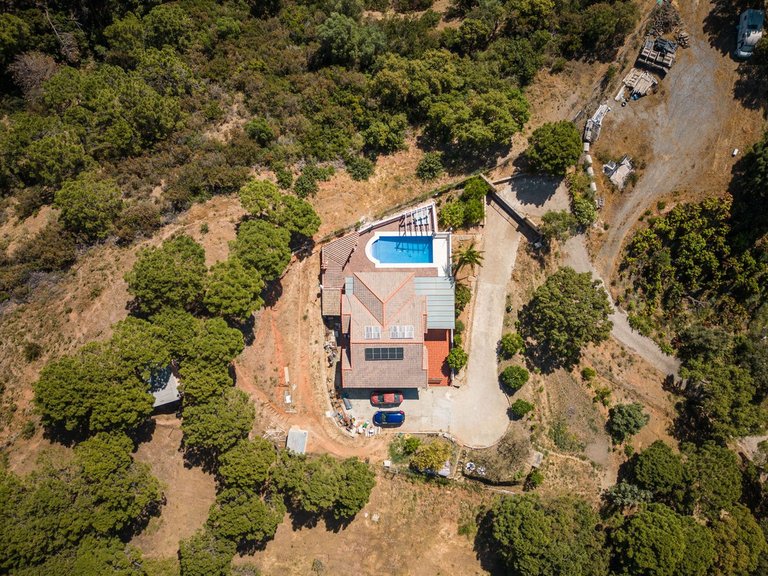 Country House for Sale in Estepona, Malaga 2