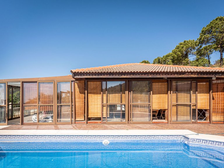 Country House for Sale in Estepona, Malaga 3