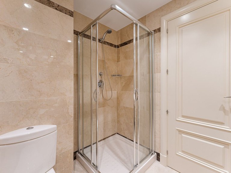 Apartment for Sale in Costa del Sol Sierra Blanca, Malaga 10
