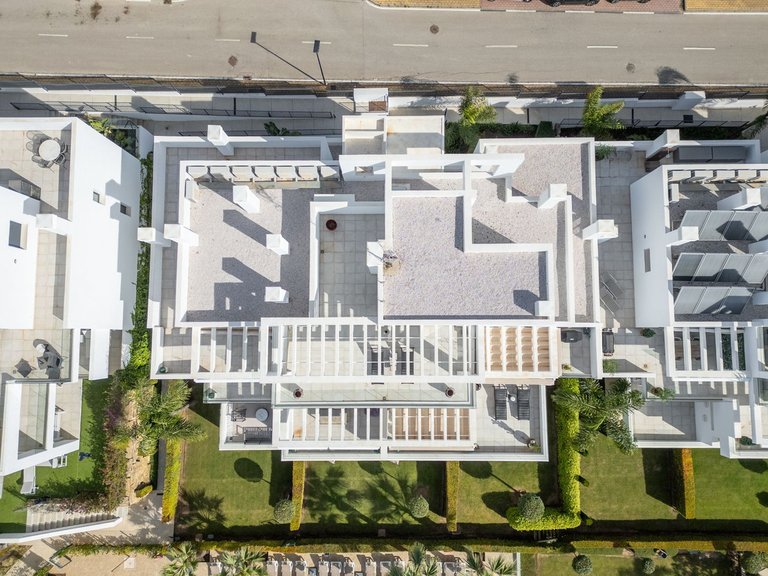 Apartment for Sale in El Paraiso, Malaga 39